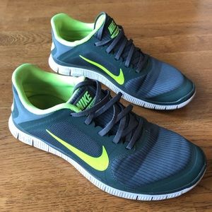 Men’s Nike Free 4.0 V3 Dark Mica Green